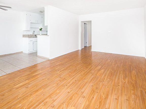 5th image of 1928 Chariton St #5919
