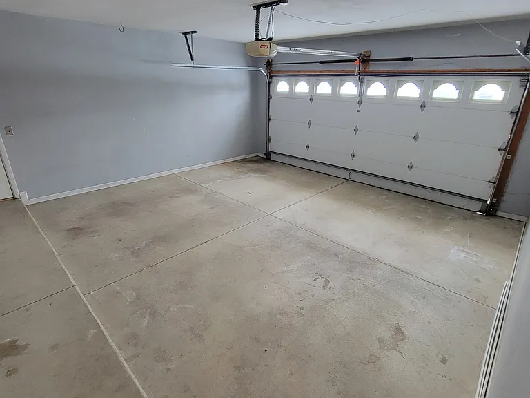 43608 Lombardy Dr — Photo 14