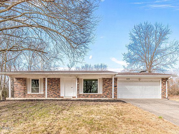2nd image of 609 Norris Dr