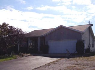 2695 Snyder Rd, Willard, OH 44890