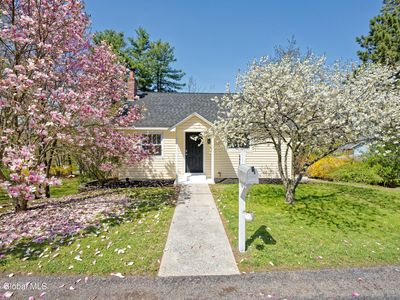 33 Grapevine Place, Latham, NY, 12110