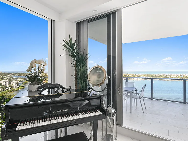 1 Water Club Way #Penthouse 2204 — Photo 12
