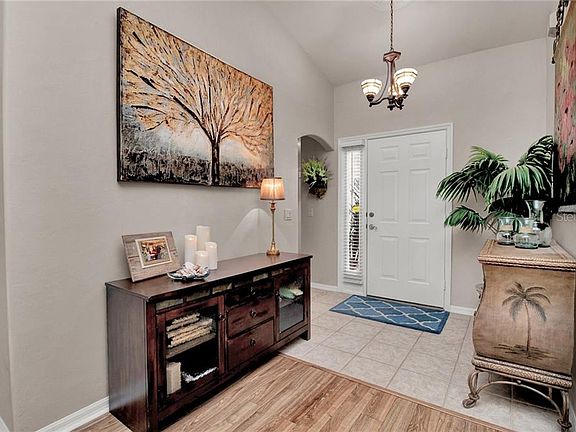 4th image of 24127 Buckingham Way