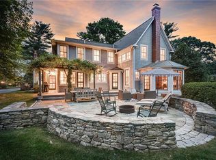 28 Alfred Drown Rd, Barrington, RI 02806