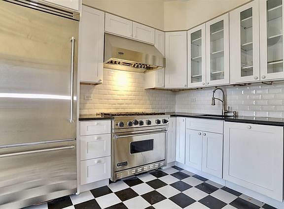4th image of 929 Garden St #5R