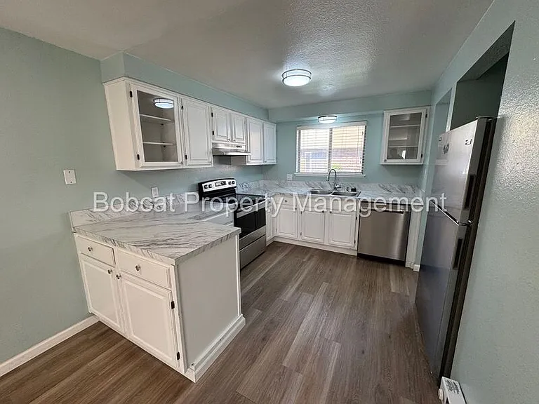 1330 Ashby Ct — Photo 6