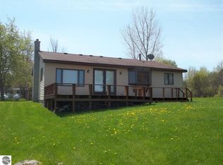 8978 Thomas St, Hale, MI 48739