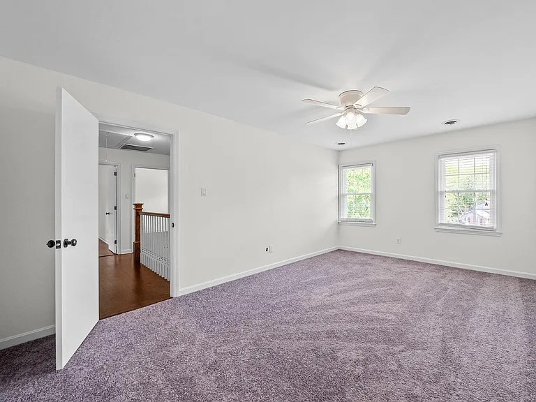 132 Windsor Dr — Photo 28