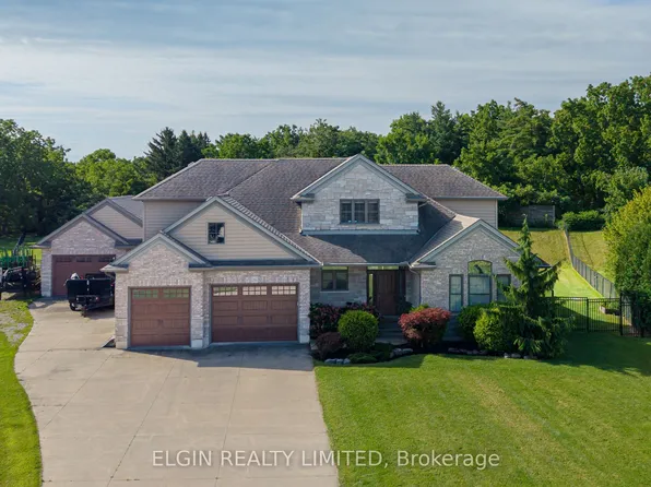 26 Blossom Rdg, Central Elgin, ON N5P 3S7