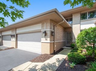 20324 Fallingwater Cir, Frankfort, IL 60423