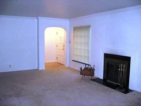 2nd image of 5203 N Crittenden Ave
