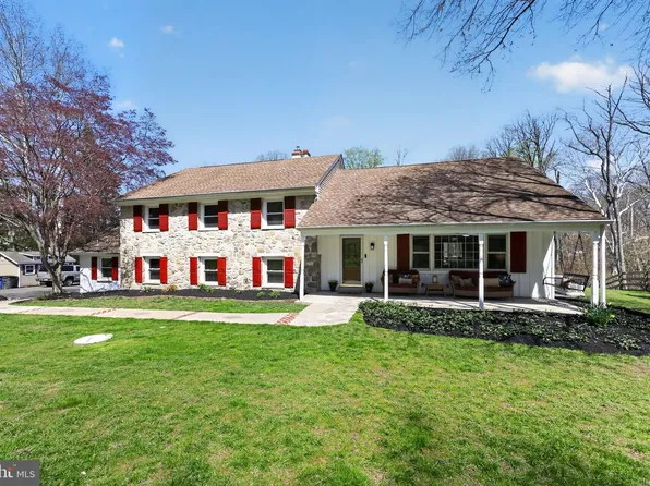 168 Dam View Rd, Media, PA 19063