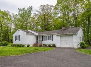 556 Powerville Rd, Boonton, NJ 07005