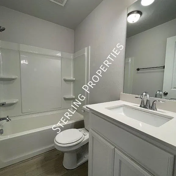17617 Nantucket Ave — Photo 8