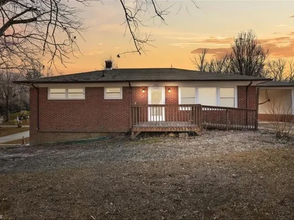 210 Sharon Ave, Asheboro, NC 27203