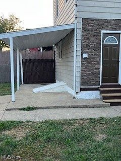 2nd image of 404 Seborn Ave