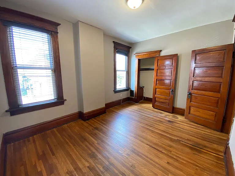 Worthington St 1467-1469 HHR — Photo 14