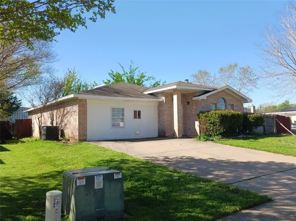 9320 Lipton Ln, Dallas, TX 75217