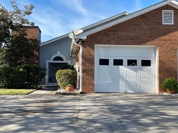 115 Arbor Way, Fayetteville, GA 30215
