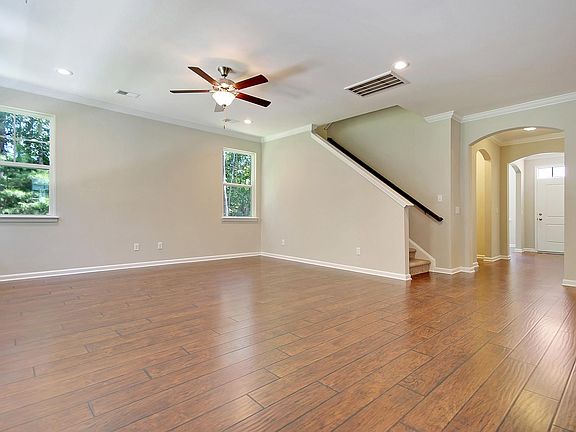 Saluda II Living Room