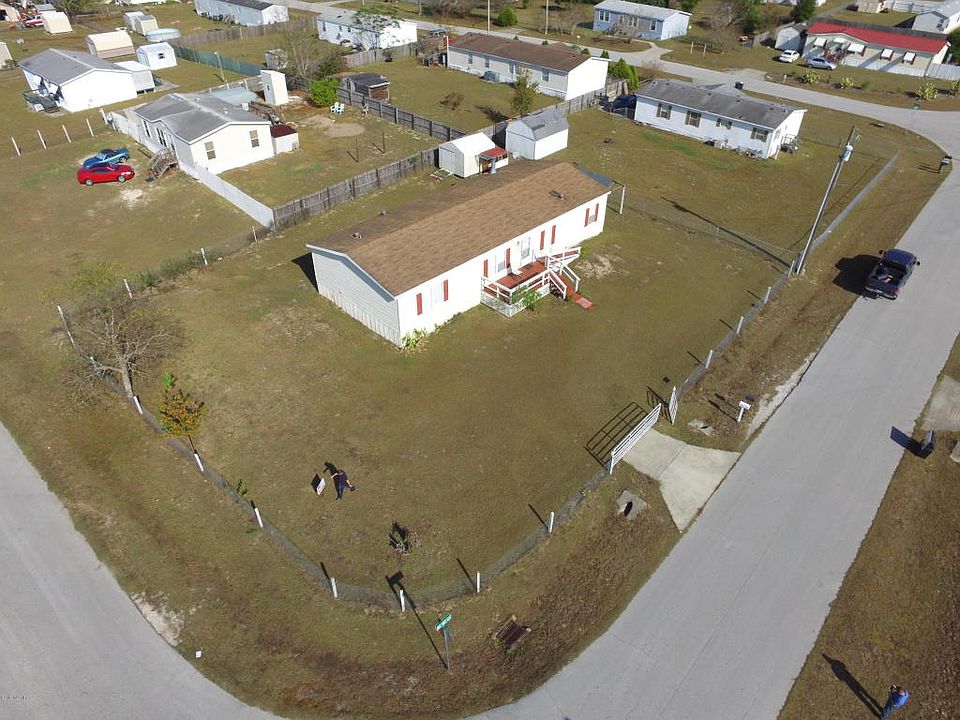 1st image of 6111 SE 142nd Ln