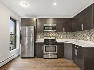 215 Gates Ave #3, Brooklyn, NY 11238