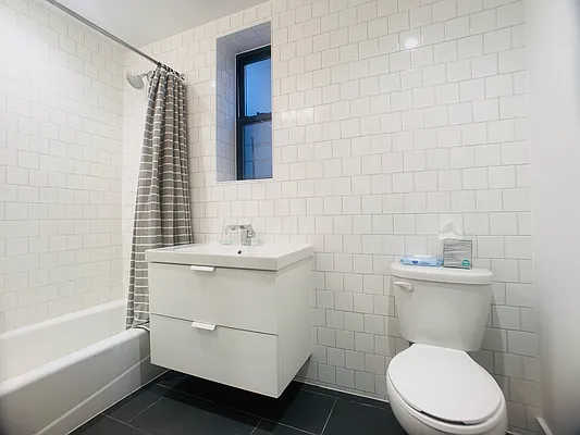 Rented by Bohemia Realty Group | media 12