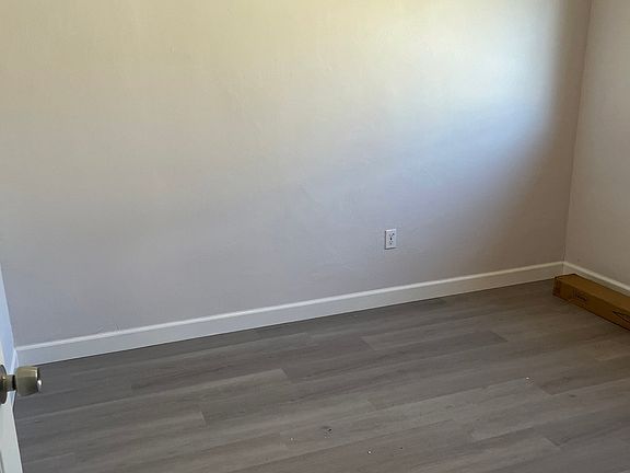 4th image of 1730 NW 50th St #1