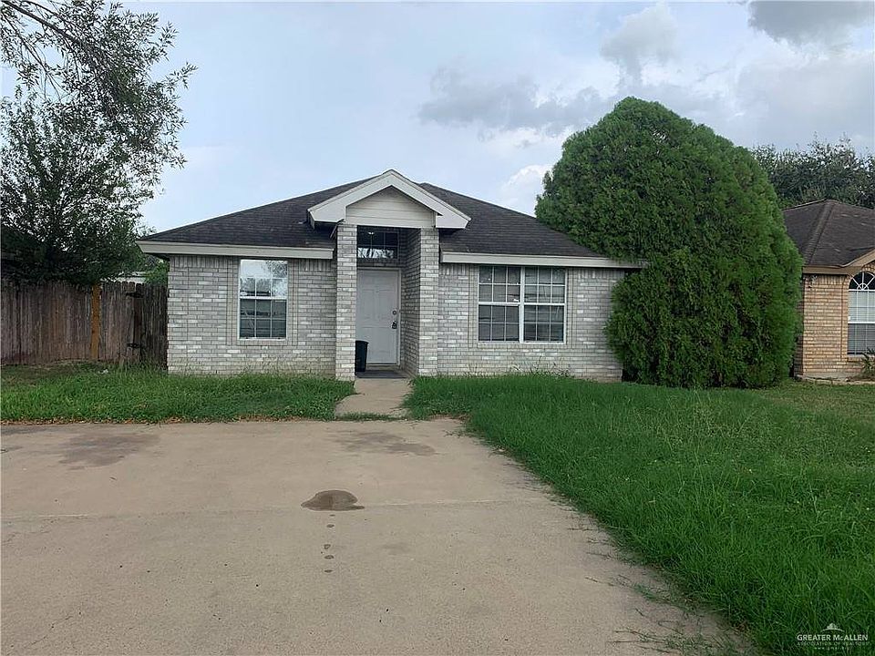 2nd image of 3223 Los Arcos Cir