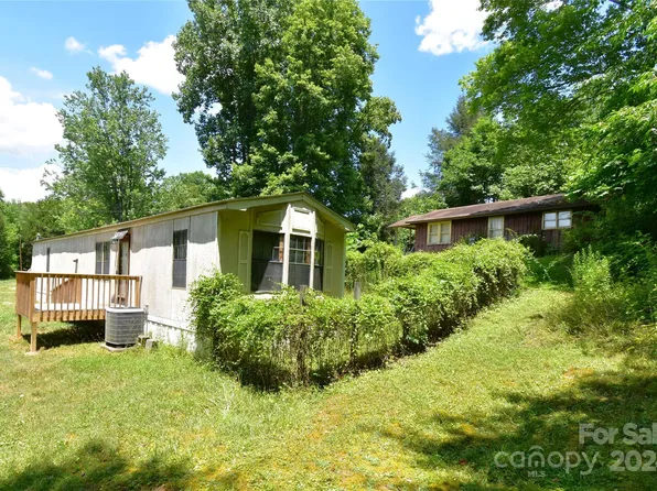 130 Robinson Cove Rd, Candler, NC 28715