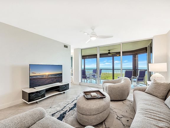 5th image of 7225 Pelican Bay Blvd Unit 2004