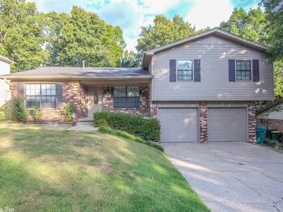 2115 Peach Tree Dr, Little Rock, AR, 72211