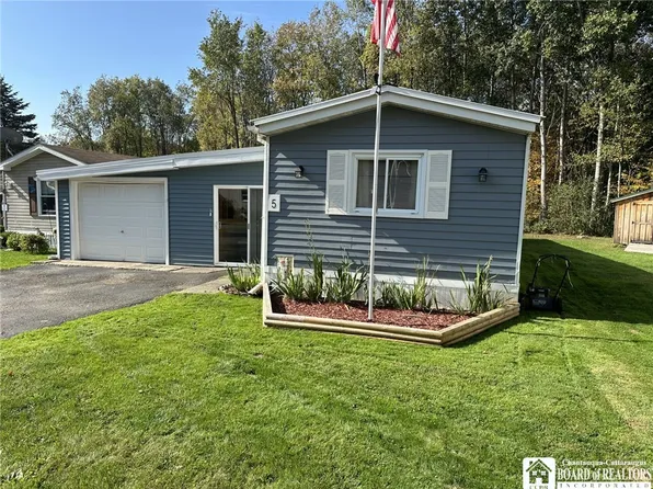 1691 Carlberg Rd #5, Jamestown, NY 14701