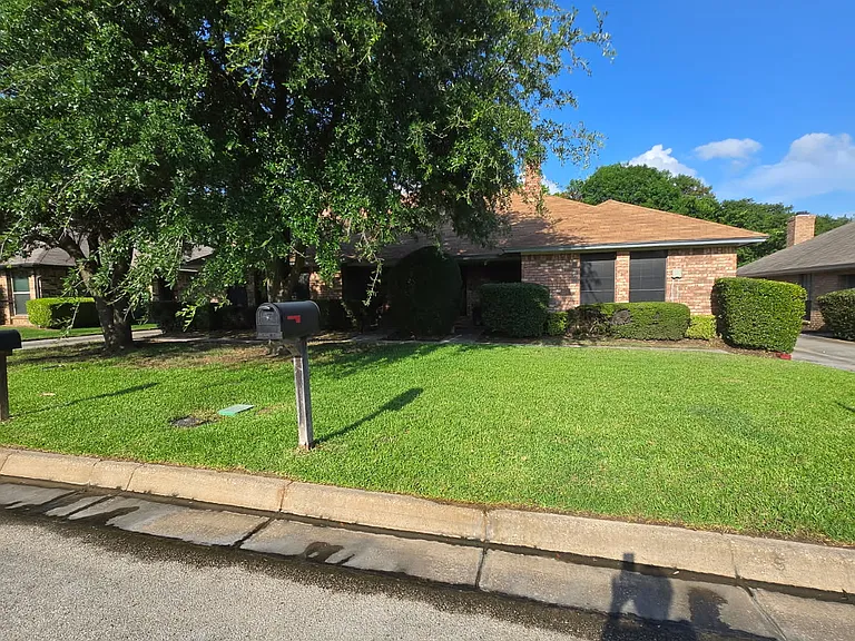 5221 Wild Horse Ct — Photo 6