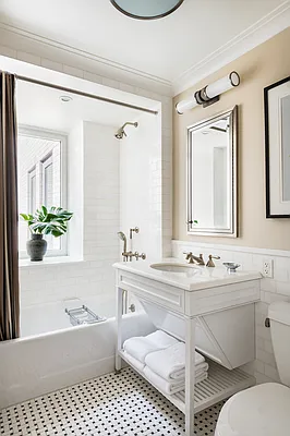 Rented by Compass | media 34