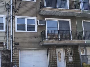 30 President St APT 2, East Newark, NJ 07029