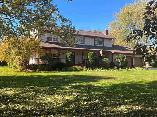 80 Swan Rd, Smithfield, RI 02917