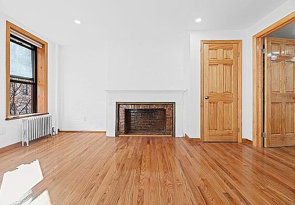 3rd image of 168 Avenue B APT 2N