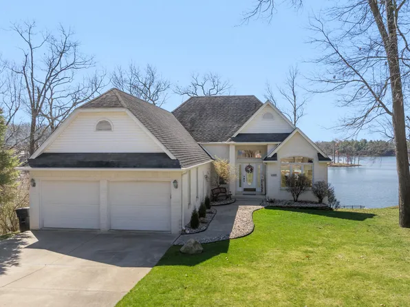 11597 Highland Hills Dr, Jerome, MI 49249