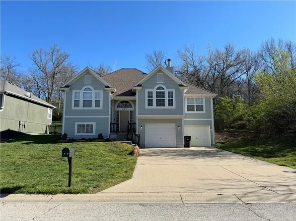 420 E 166th Ct, Belton, MO 64012