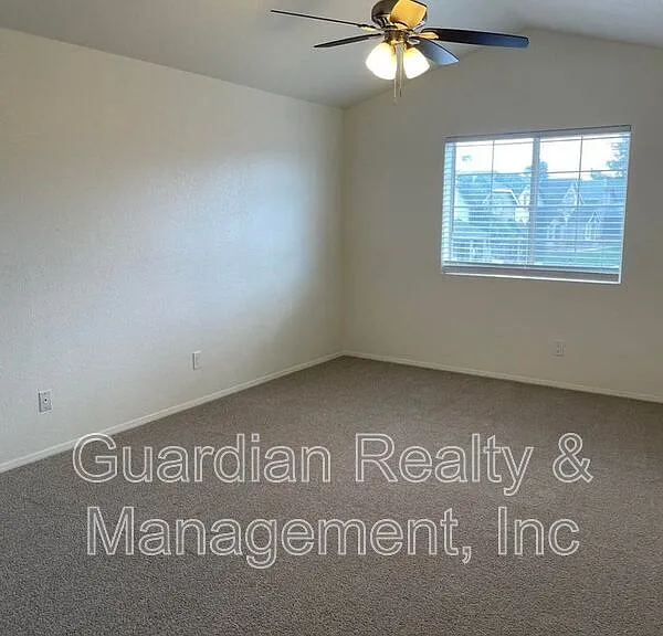 4365 S Potter Dr — Photo 10