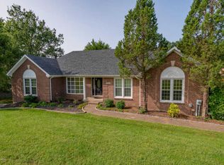 1904 Roycewood Ct, Louisville, KY 40214