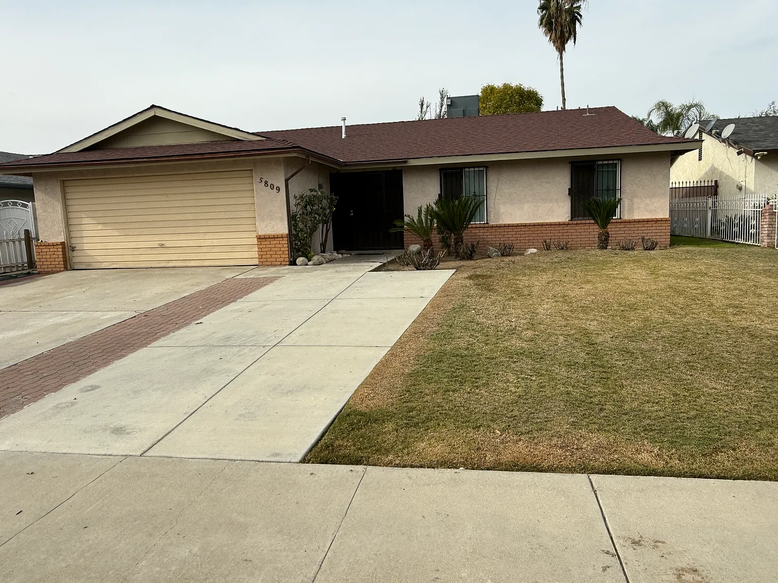 3 bed, 1456 sqft, $2,200 — Photo 1