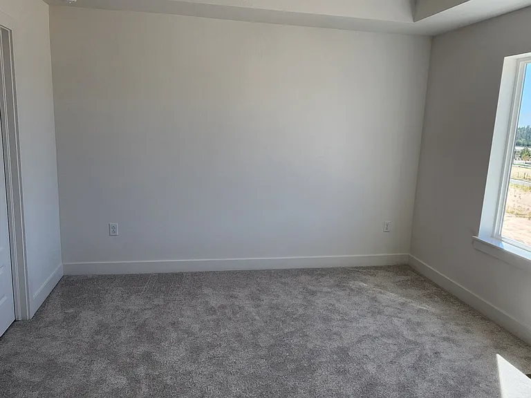 10745 Lewanee Point — Photo 11