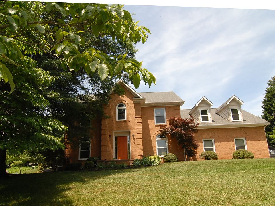 1st image of 10221 El Pinar Dr