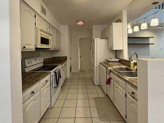 5th image of 7930 Roanoke Run APT 106