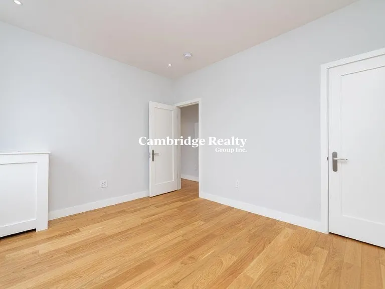 12 Elko St #11T — Photo 7