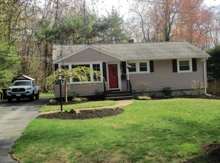 11 Marlen Rd, Holden, MA 01520