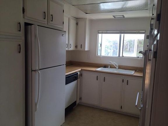 4th image of 5750 Via Real Unit 278