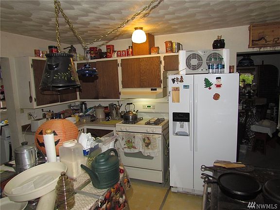 2nd image of 12306 Vernon Ave SW